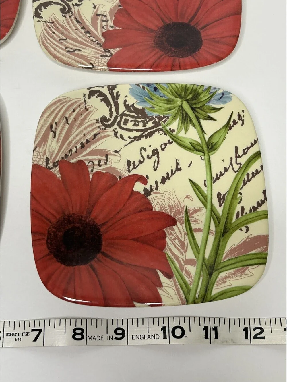 Plates Dessert Melamine HOME Red Gerber Daisy set of 4 5.5